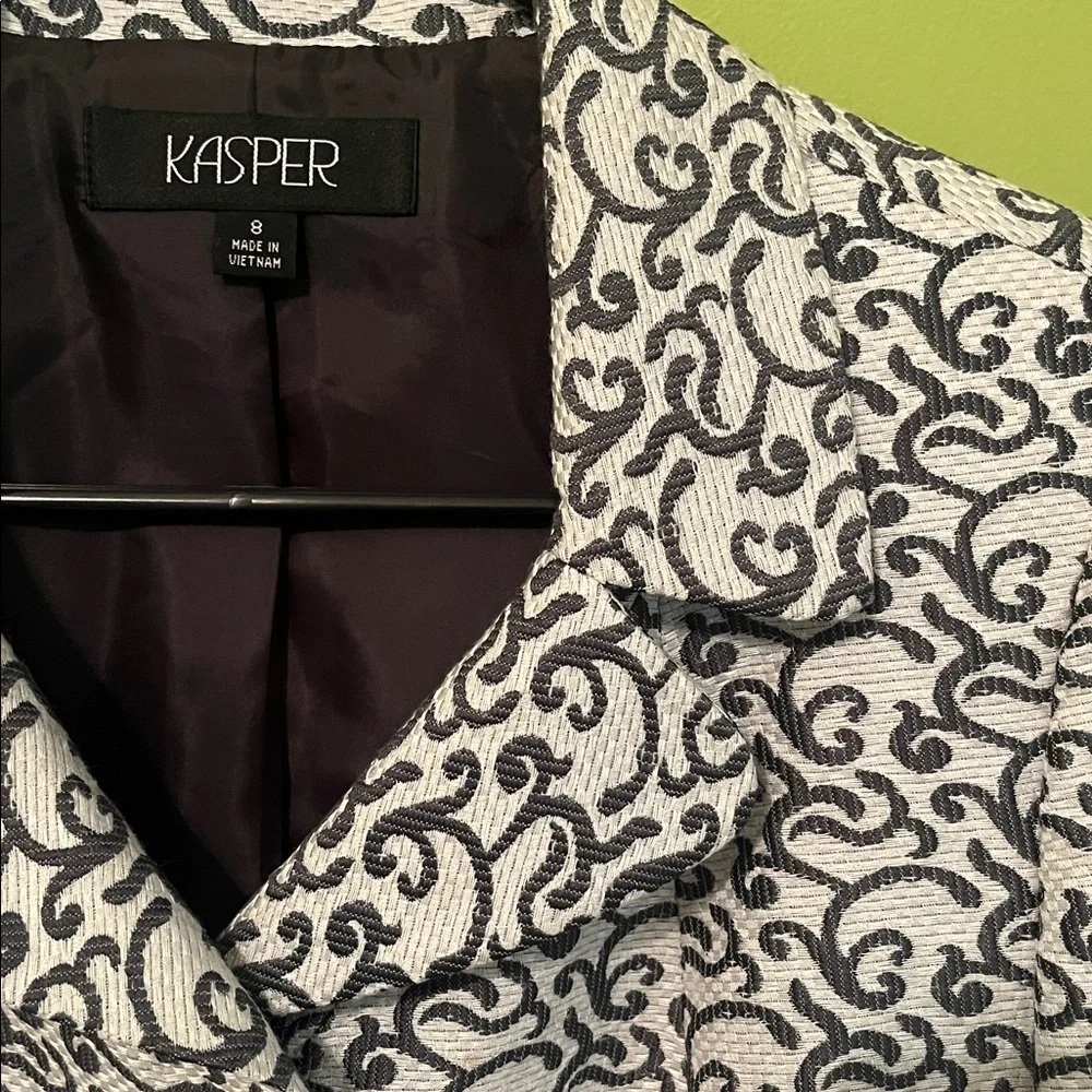 Kasper Blazer, white & grey jacquard-style pattern